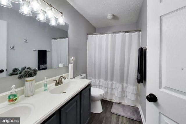 6157 TROTTERS GLEN DR, Hughesville, MD 20637