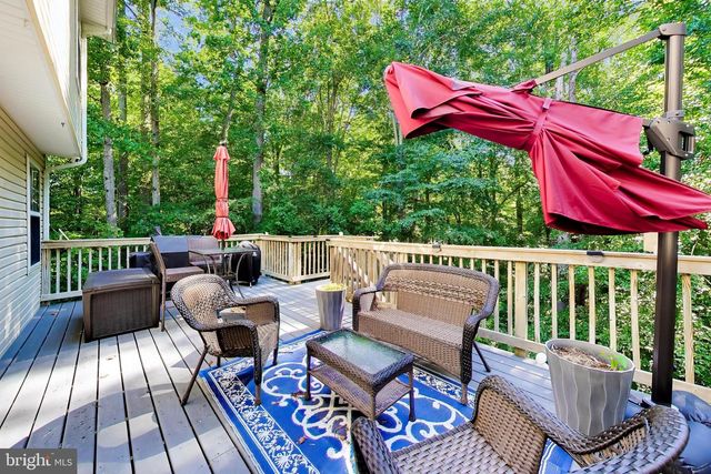 6157 TROTTERS GLEN DR, Hughesville, MD 20637