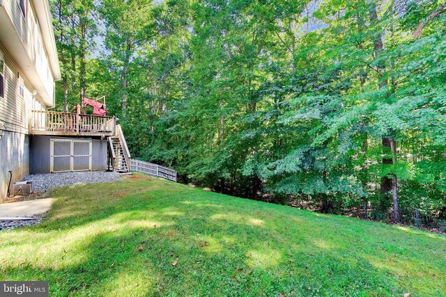 6157 TROTTERS GLEN DR, Hughesville, MD 20637
