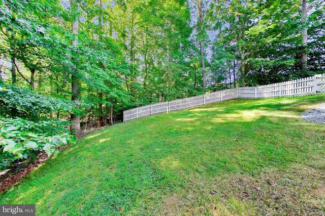 6157 TROTTERS GLEN DR, Hughesville, MD 20637