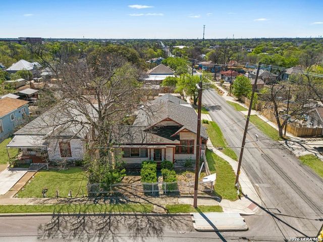 2922 Buena Vista St, San Antonio, TX 78207