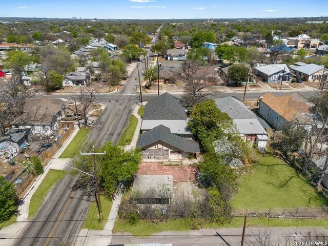 2922 Buena Vista St, San Antonio, TX 78207