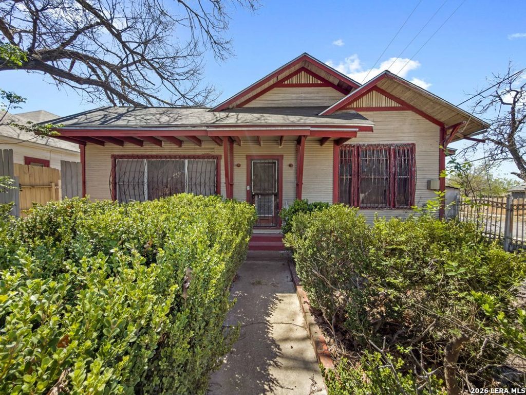 2922 Buena Vista St, San Antonio, TX 78207