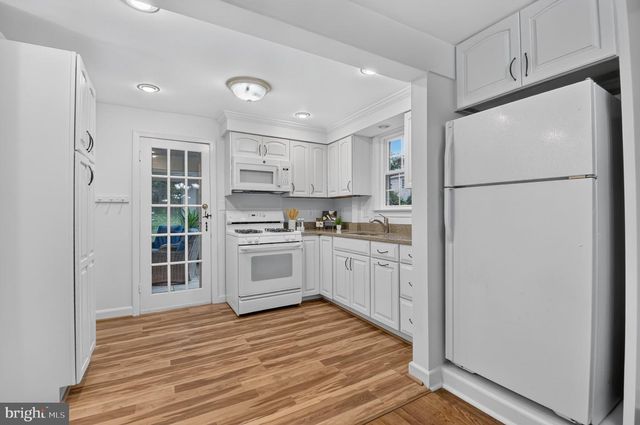 9807 GARDINER AVE, Silver Spring, MD 20902