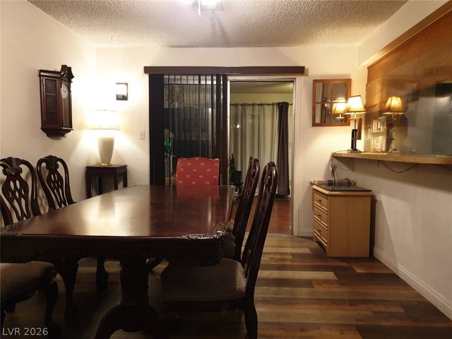 3905 La Pasada Avenue, Las Vegas, NV 89102