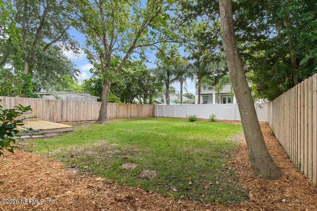 464 14TH Avenue S, Jacksonville Beach, FL 32250