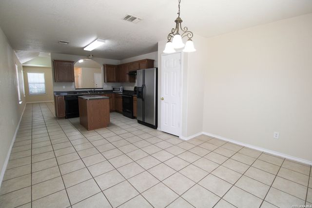 6511 ESTES FLATS, San Antonio, TX 78242