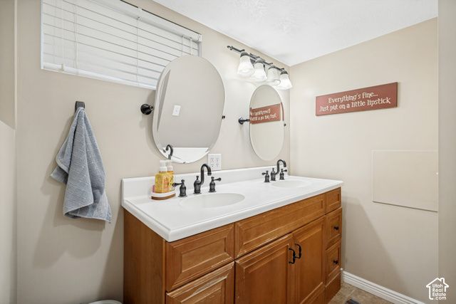 2333 E LAKEVIEW DR, Salt Lake City, UT 84109