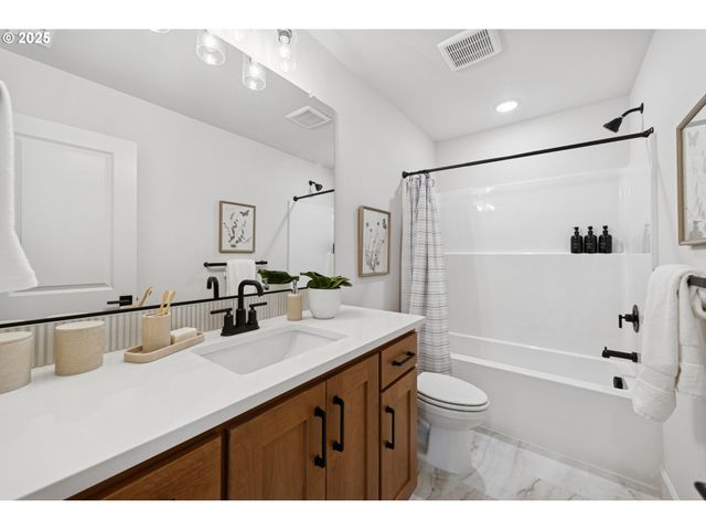 15432 Sw Everglade Ave, Tigard, OR 97224