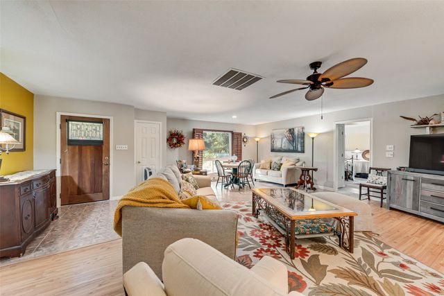 1790 N Walnut Grove Road, Midlothian, TX 76065