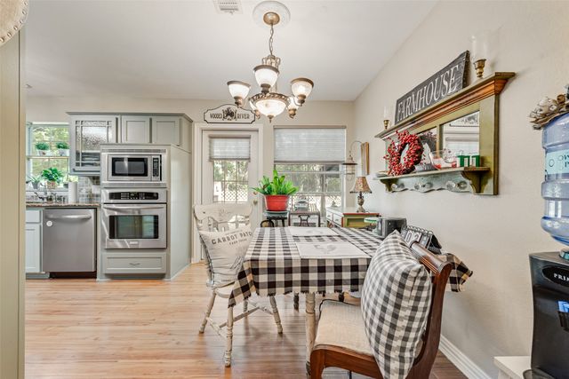 1790 N Walnut Grove Road, Midlothian, TX 76065