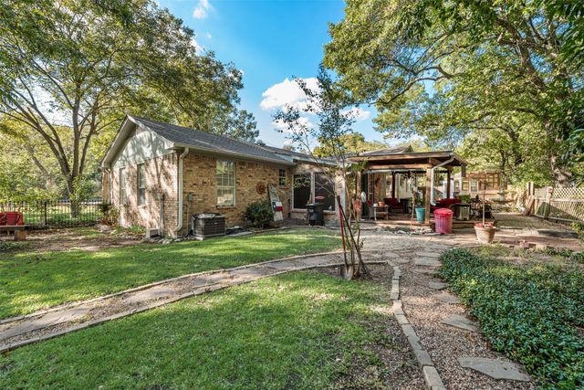 1790 N Walnut Grove Road, Midlothian, TX 76065