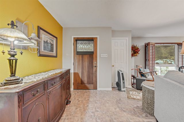 1790 N Walnut Grove Road, Midlothian, TX 76065