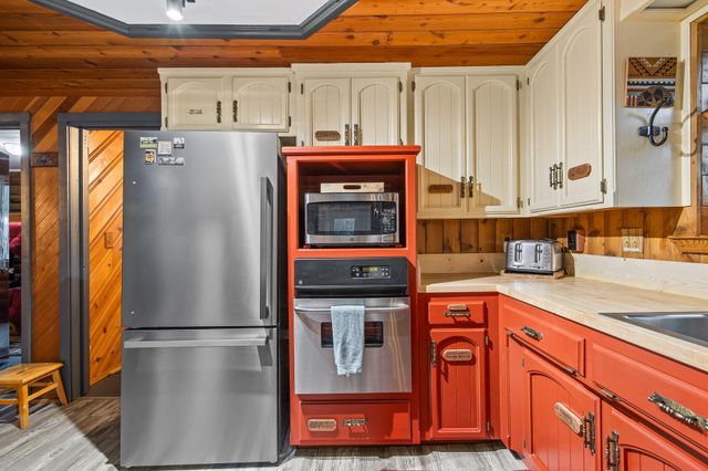 57715 Fox Drive, Ponderosa, CA 93265