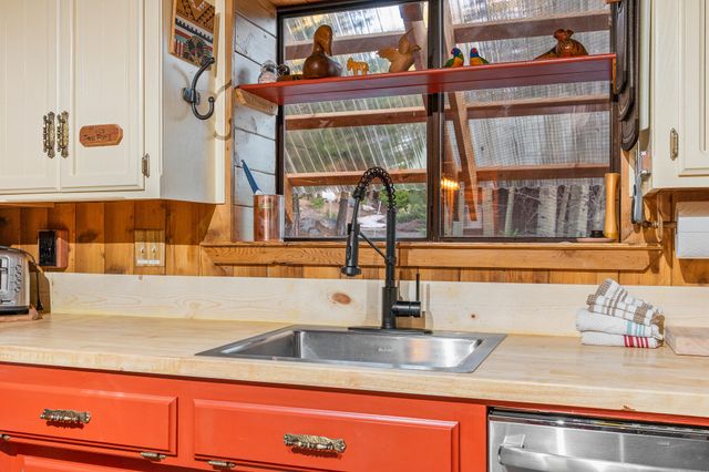 57715 Fox Drive, Ponderosa, CA 93265