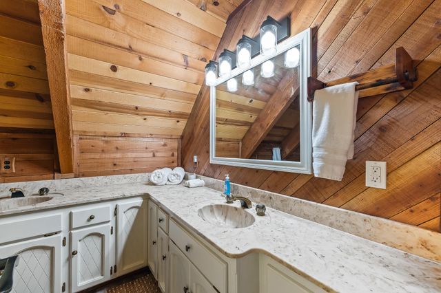 57715 Fox Drive, Ponderosa, CA 93265