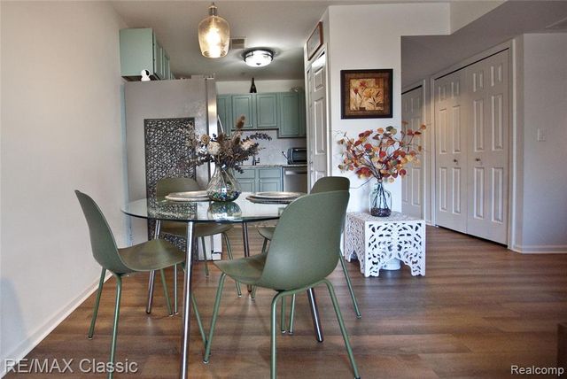 1155 S Lake Drive 57, Novi, MI 48377