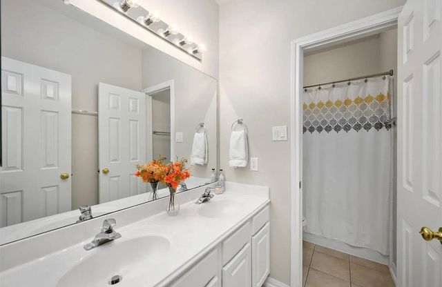 814 N Elder Grove Drive N, Pearland, TX 77584