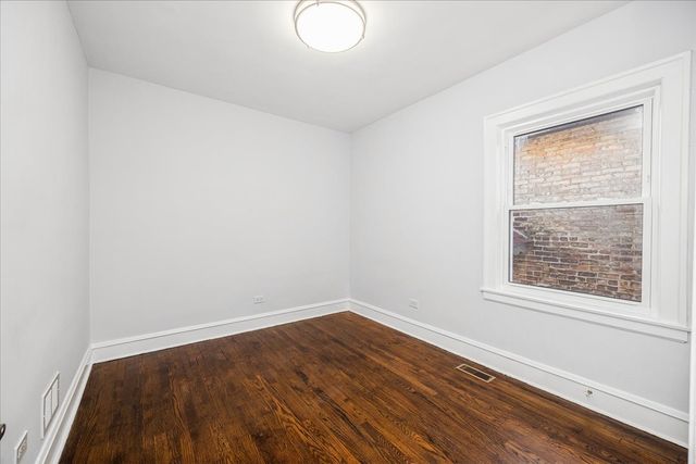 2820 N Sayre Avenue, Chicago, IL 60634