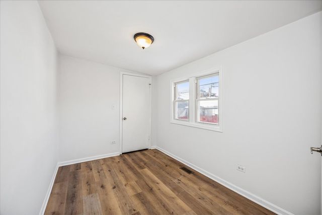 2820 N Sayre Avenue, Chicago, IL 60634