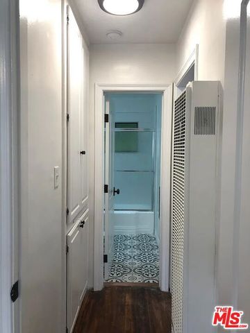 920 Westbourne Drive 7, West Hollywood, CA 90069