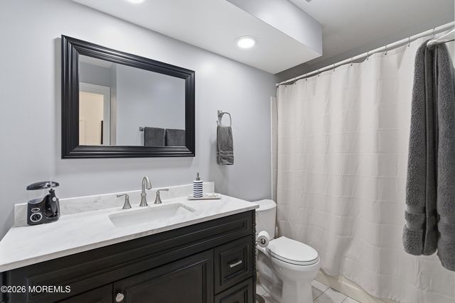 327 Sequoia Court, Howell, NJ 07731