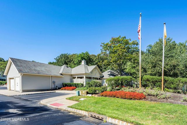 327 Sequoia Court, Howell, NJ 07731