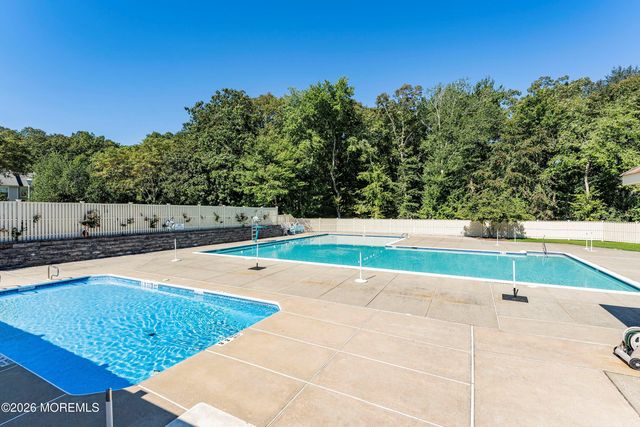 327 Sequoia Court, Howell, NJ 07731