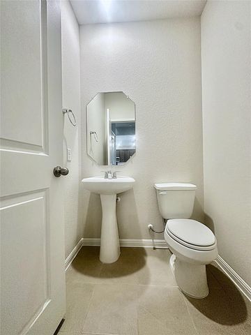 131 Holzinger BND, Bastrop, TX 78602