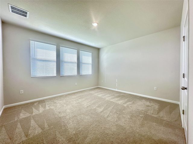 131 Holzinger BND, Bastrop, TX 78602