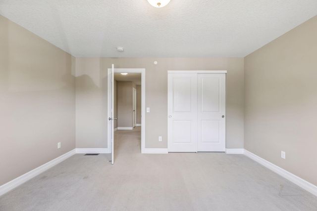 6 Cunningham Road, North Oaks, MN 55127