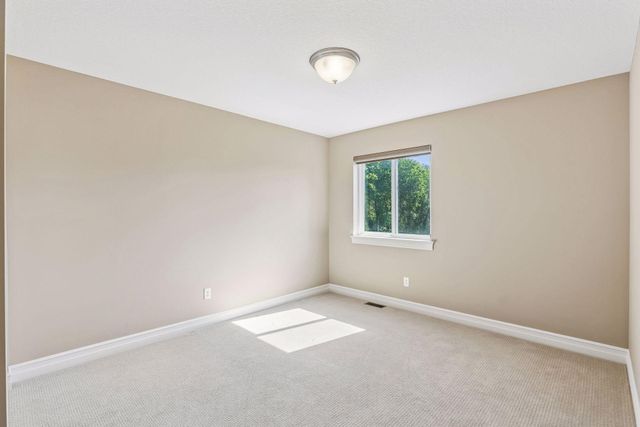 6 Cunningham Road, North Oaks, MN 55127