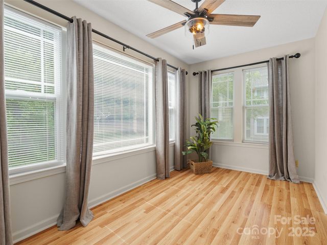 91 Morningside Lane, Hendersonville, NC 28792