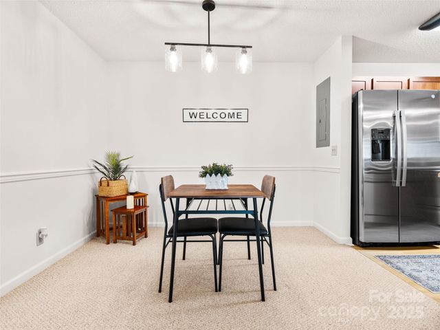 91 Morningside Lane, Hendersonville, NC 28792