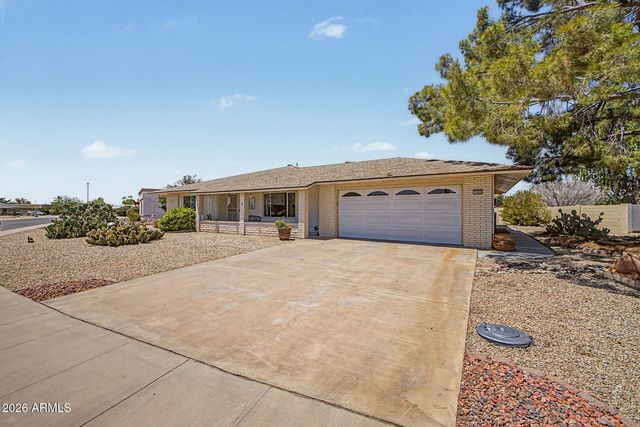 16840 N PINE VALLEY Drive, Sun City, AZ 85351