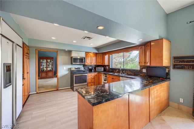 2817 La Mesa Drive, Henderson, NV 89014