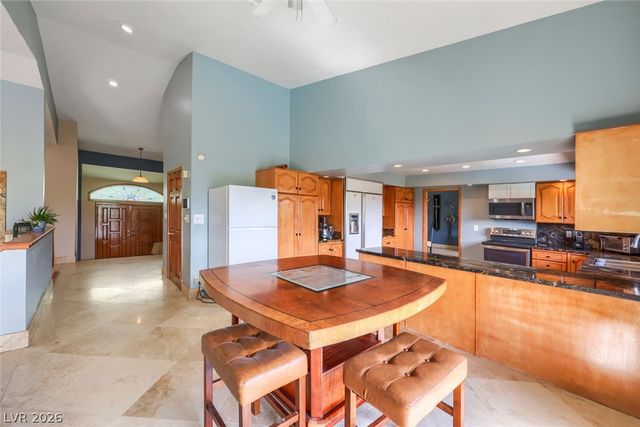 2817 La Mesa Drive, Henderson, NV 89014