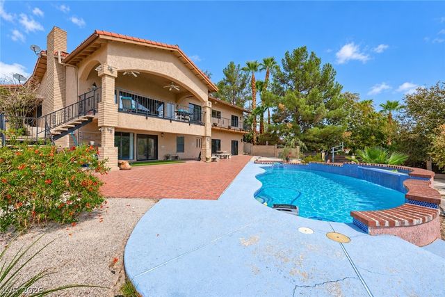 2817 La Mesa Drive, Henderson, NV 89014