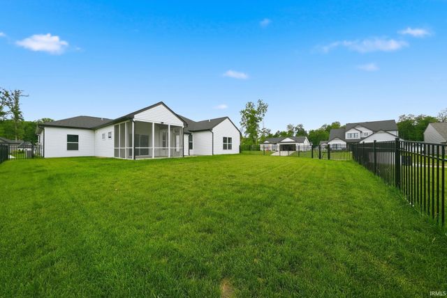 1776 Muruntau Grove, Fort Wayne, IN 46845