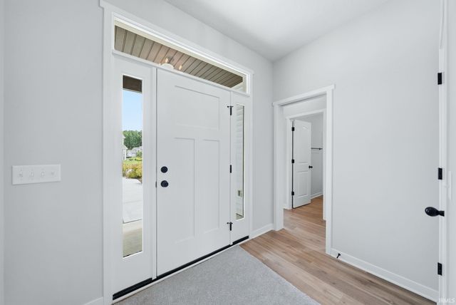 1776 Muruntau Grove, Fort Wayne, IN 46845