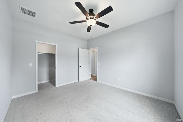 1776 Muruntau Grove, Fort Wayne, IN 46845
