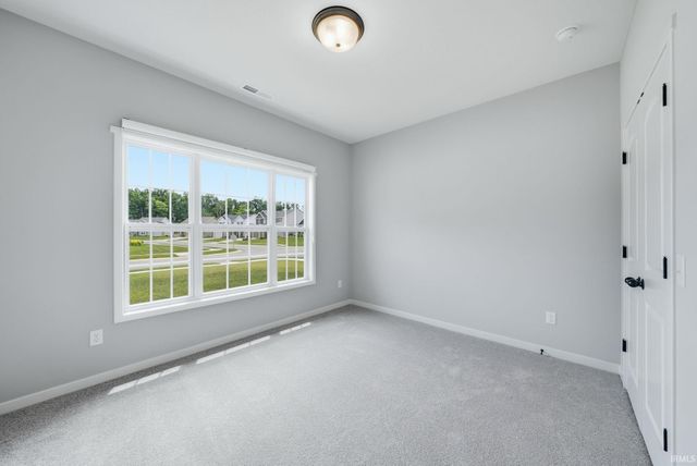 1776 Muruntau Grove, Fort Wayne, IN 46845