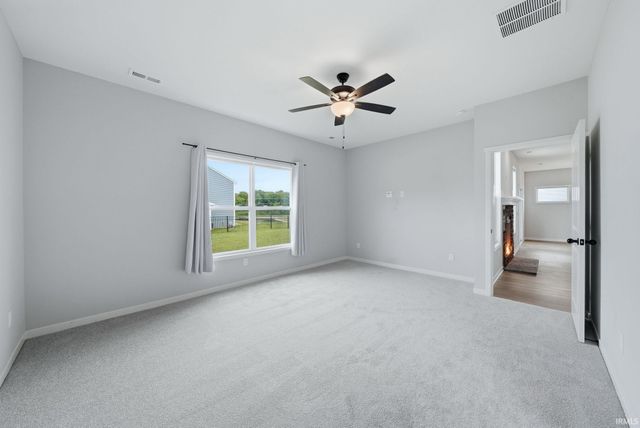 1776 Muruntau Grove, Fort Wayne, IN 46845