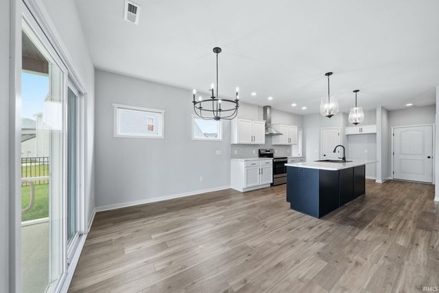 1776 Muruntau Grove, Fort Wayne, IN 46845