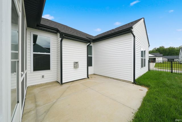 1776 Muruntau Grove, Fort Wayne, IN 46845