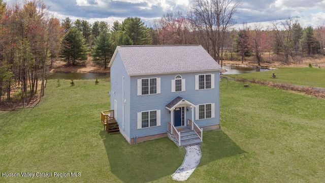 44 Pine Lane, Saugerties, NY 12477