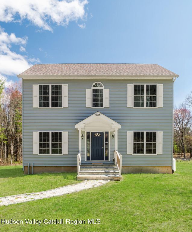 44 Pine Lane, Saugerties, NY 12477