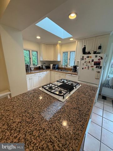 4610 MORGAN DR, Chevy Chase, MD 20815