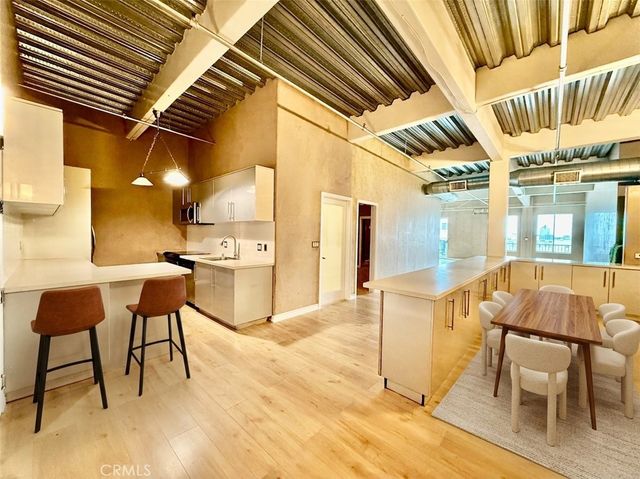 312 W 5th Street 1205, Los Angeles, CA 90013