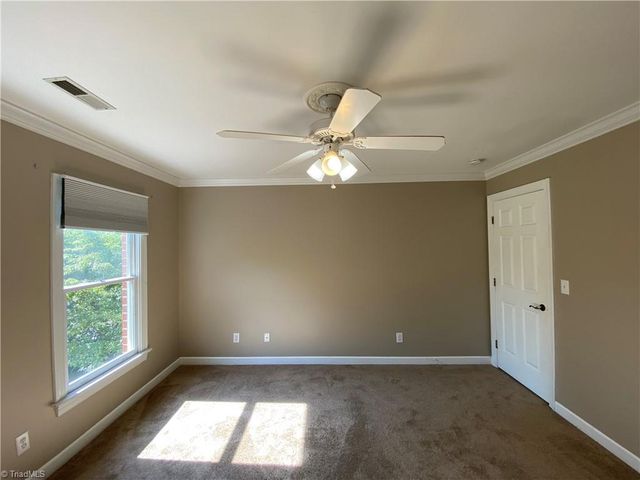 1800 Curraghmore Road, Clemmons, NC 27012